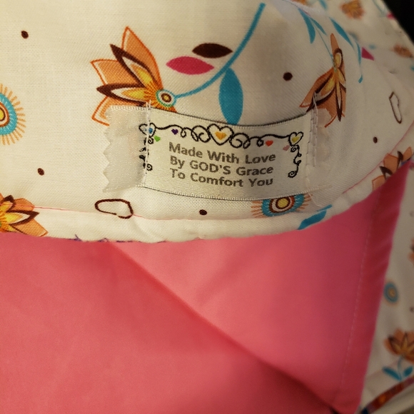 Hand-made Lap Quilt or for Baby, Toddler or Small Child - Picture 8 of 8